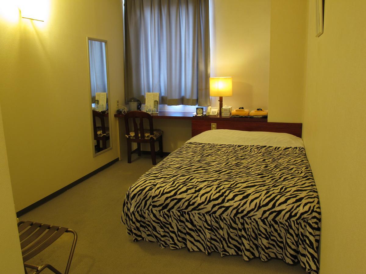 Hotel Platon Annex Green Plaza Chikuma Dış mekan fotoğraf